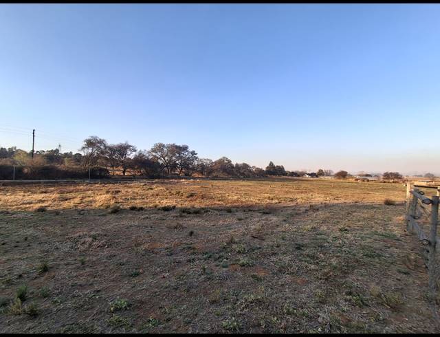 85,653M² FARM FOR SALE IN FALCON RIDGE